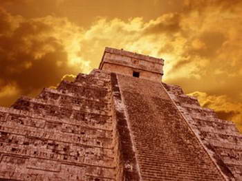 Крупнейшие города майя были разрушены в конце X
